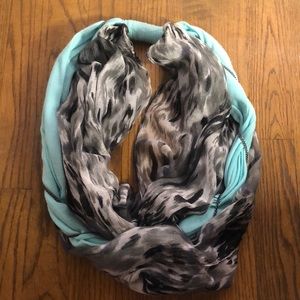 teal and gray scarf